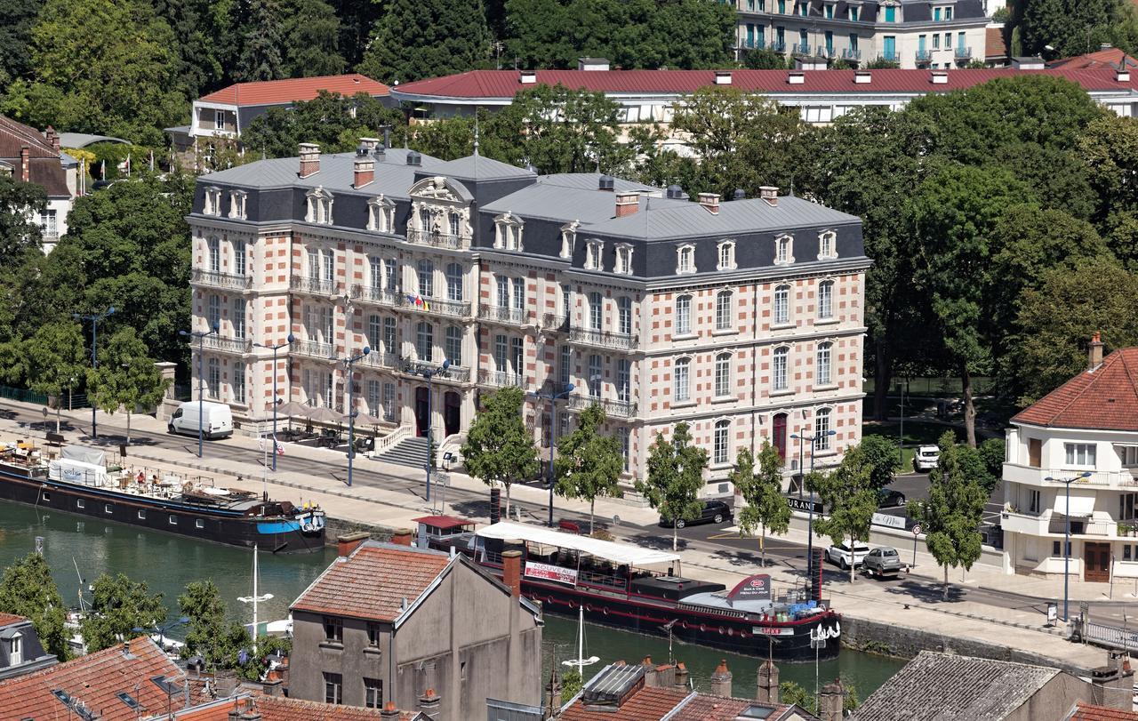 Les Jardins Du Mess Hotel Verdun-sur-Meuse Exterior photo